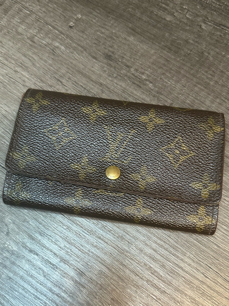 Louis Vuitton Monogram Wallet, Porte Monnaie Billets Tresor